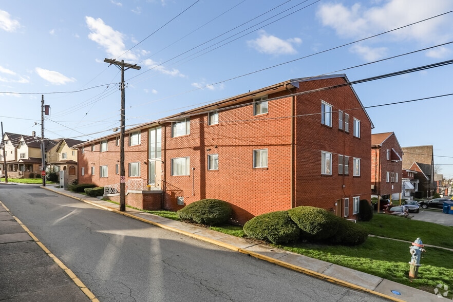 More Photos Of 1101 Broadway St, East McKeesport Apartments For Sale