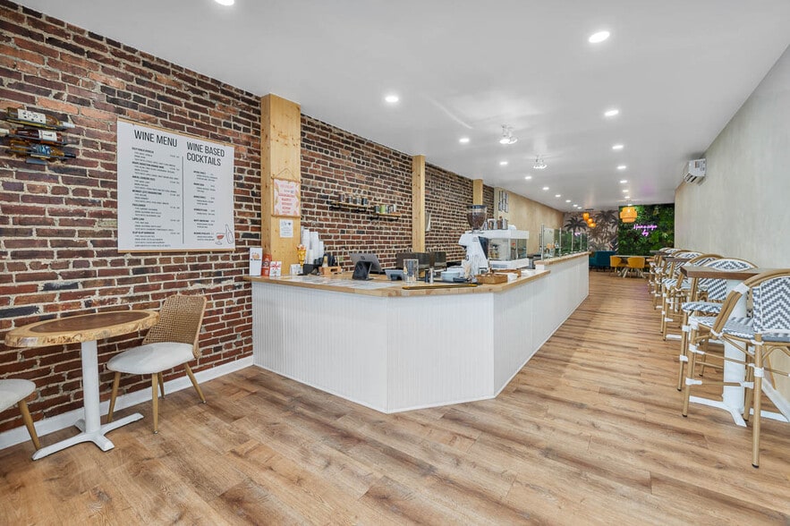 More Photos Of 1514 Newcastle St, Brunswick Storefront For Sale