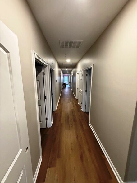 More Photos Of 710 Avignon Dr, Ridgeland Medical For Sale