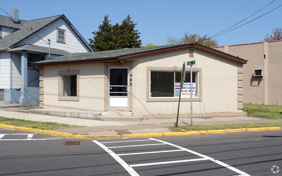 More Photos Of 495 Westminster Pl, Lodi Office For Lease
