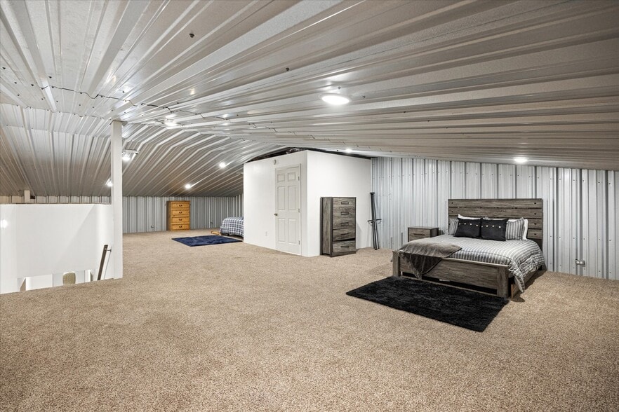 More Photos Of 1817 S Morgan St, Granbury Auto Dealership For Sale