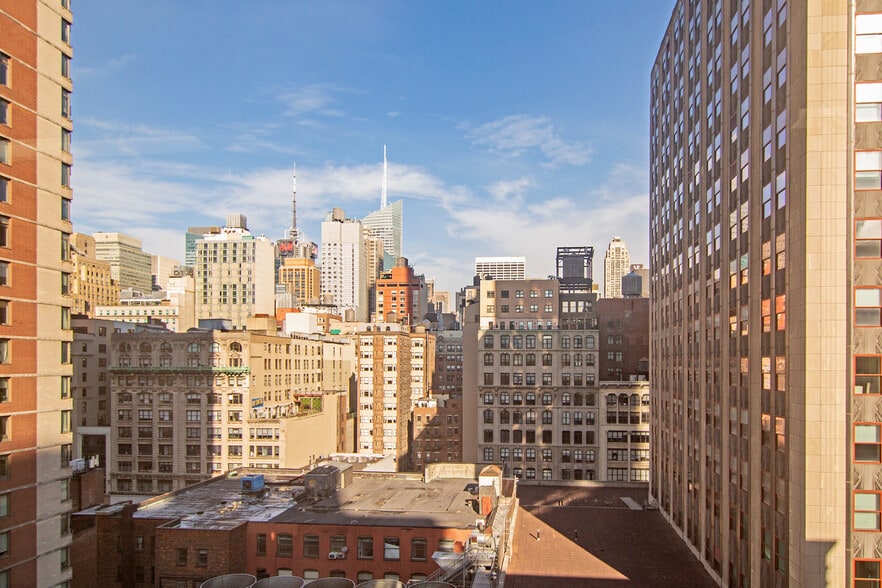 More Photos Of 20 W 33rd St, New York Office For Sale