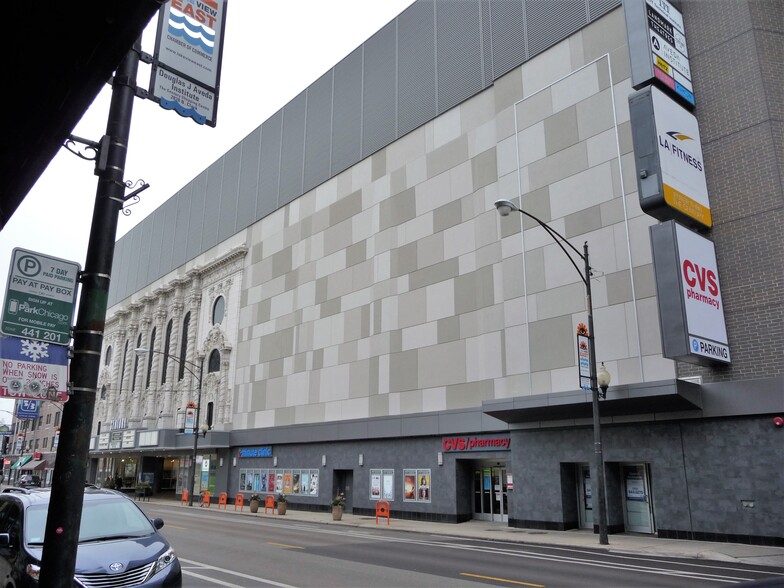 More Photos Of 2828 N Clark St, Chicago General Retail For Lease