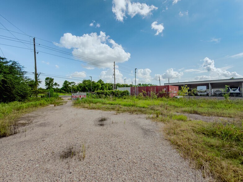 More Photos Of 12931 FM 1960, Huffman Land For Lease