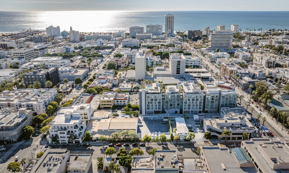 More Photos Of 1220-1224 Lincoln Blvd, Santa Monica Office Residential For Sale