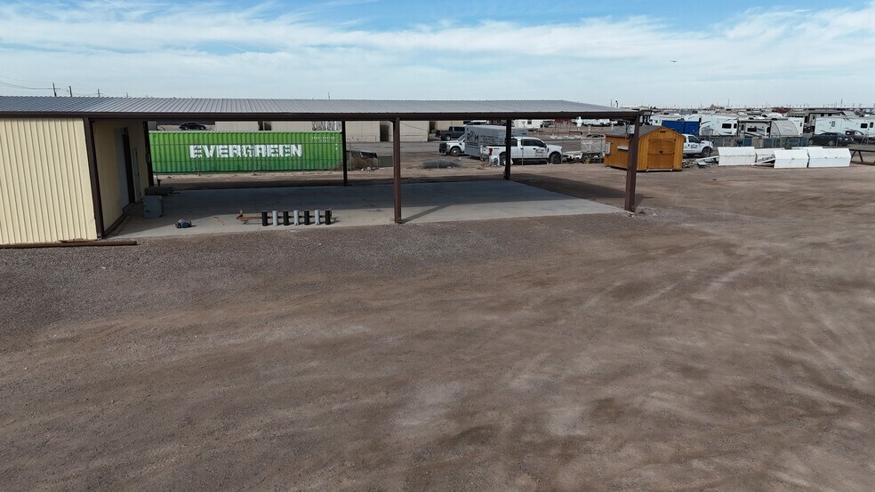 More Photos Of 32 County Road 201, Pecos Industrial For Lease