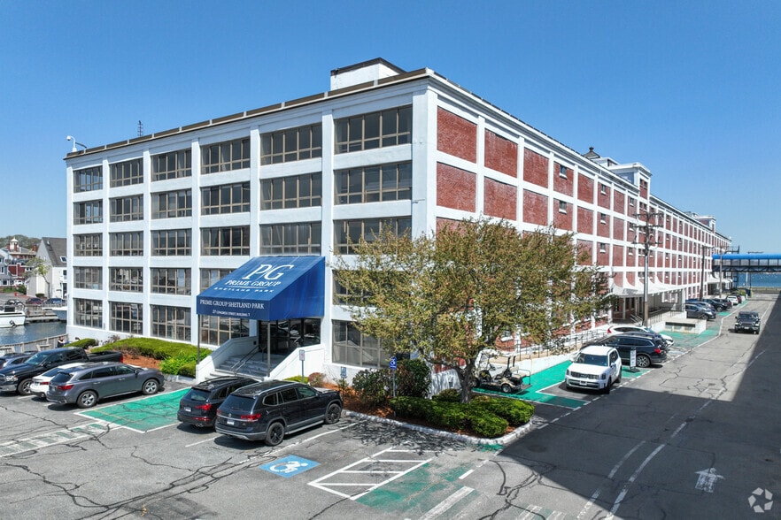 More Photos Of 27 Congress St, Salem Unknown For Lease