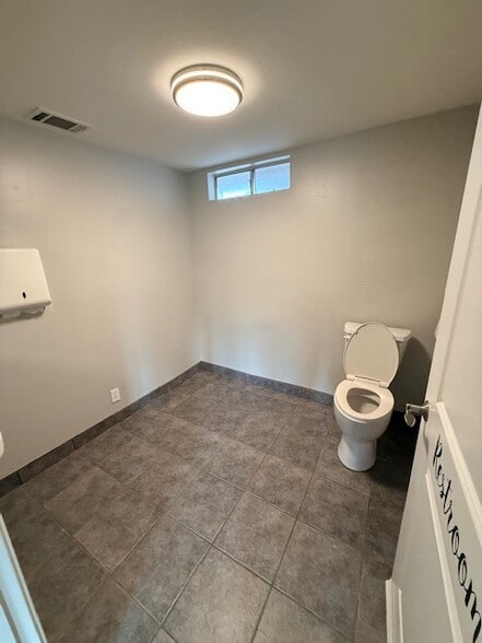 More Photos Of 790 S Main St, Templeton Loft Creative Space For Lease