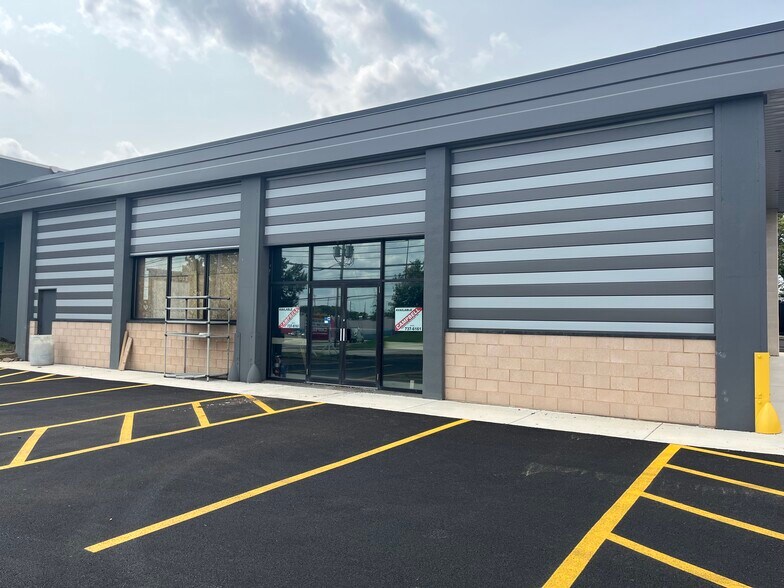 Primary Photo Of 110 S Sporting Hill Rd, Mechanicsburg Freestanding For Lease