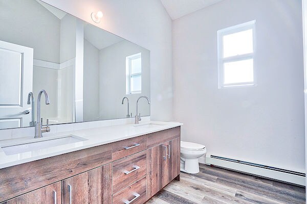 More Photos Of 303 Waddy Lane, Strathmore Multifamily For Sale