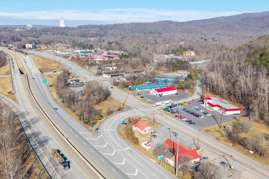 More Photos Of 912 Valley Ridge Rd, Covington General Retail For Sale