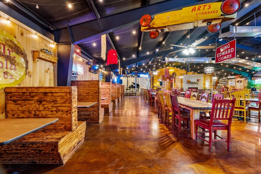 More Photos Of 3801 Happy Bend Rd, Atkins Restaurant For Sale