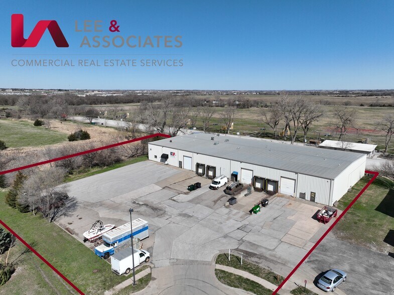 Primary Photo Of 4700 Douglas Cir, Lincoln Light Distribution For Sale