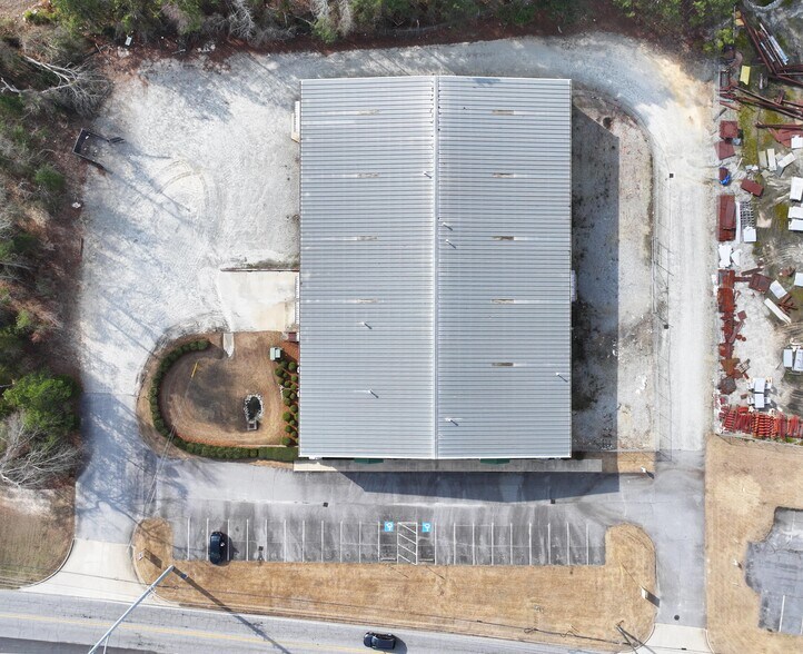 More Photos Of 6975 Flat Rock Rd, Midland Warehouse For Lease