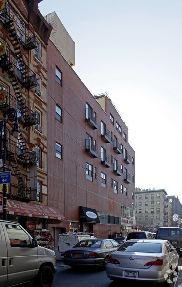 More Photos Of 100 Delancey St, New York Apartments For Lease