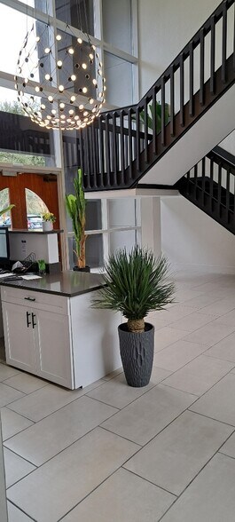 More Photos Of 4110 Southpoint Blvd, Jacksonville Coworking Space
