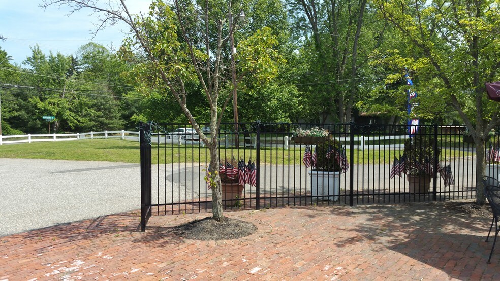405 Spotswood Gravel Hill Rd, Monroe Township, NJ 08831 Restaurant For Sale