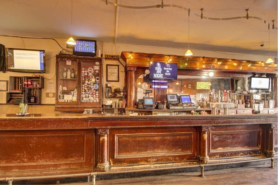 More Photos Of 135 N Nehalem St, Clatskanie Restaurant For Sale