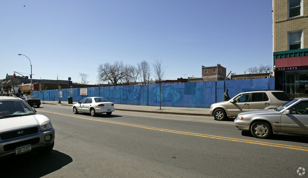 More Photos Of 89-36 Sutphin Blvd, Jamaica Office For Lease
