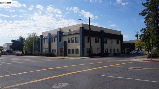 More Photos Of 55 S Sacramento St, Susanville Flex For Sale