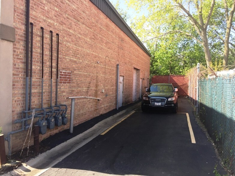 More Photos Of 501 W Colfax St, Palatine Medical For Lease
