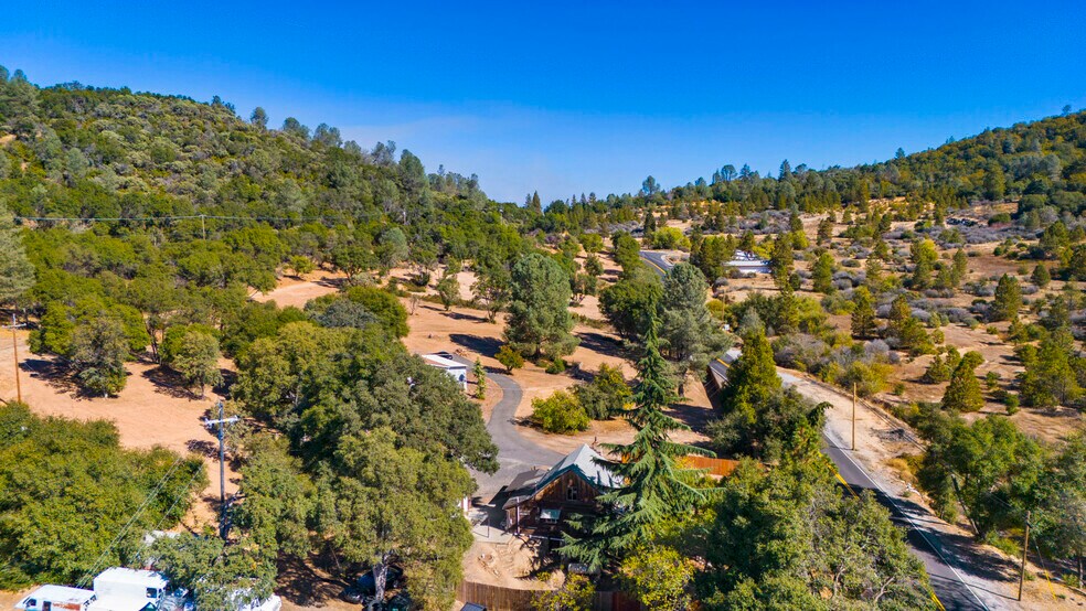 More Photos Of 19750 CA-120, Big Oak Flat Apartments For Sale