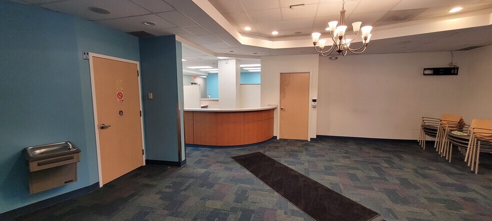 More Photos Of 11709 Lorain Ave, Cleveland Medical For Lease