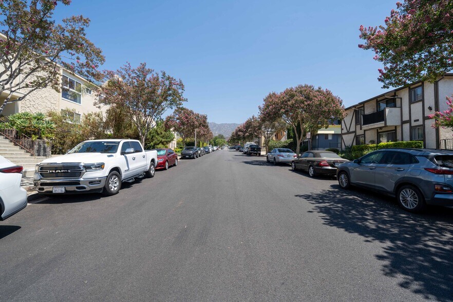 More Photos Of 310-312 Cornell Dr, Burbank Apartments For Sale