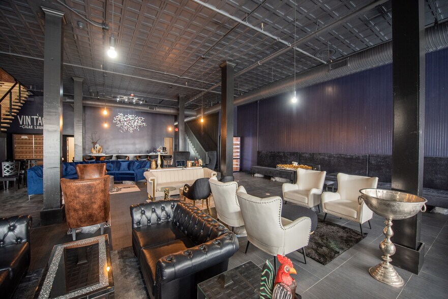 More Photos Of 225 Mason Ave, Cape Charles Storefront For Sale