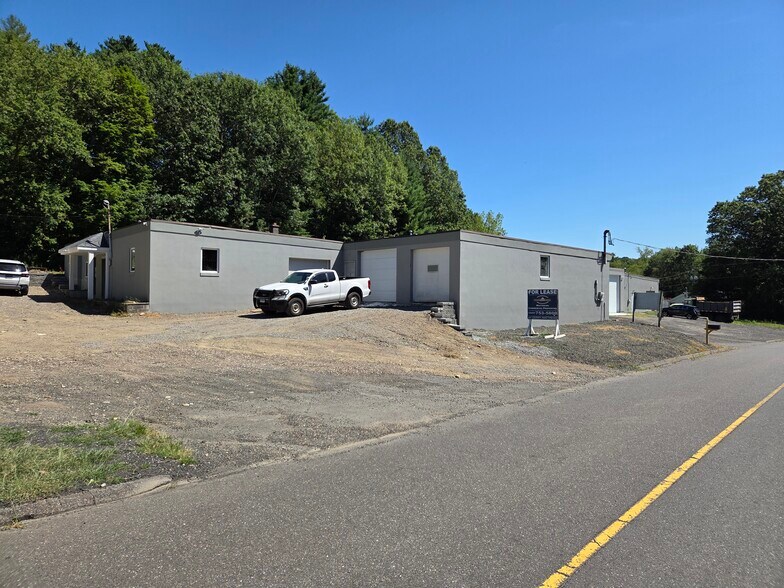 More Photos Of 137 Tosun Rd, Wolcott Warehouse For Lease