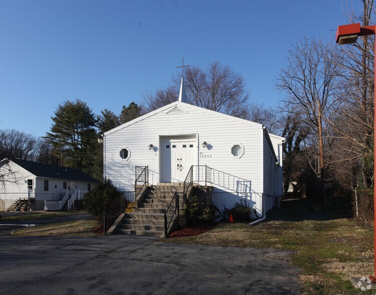 More Photos Of 17604 Washington Grove Ln, Gaithersburg Specialty For Sale