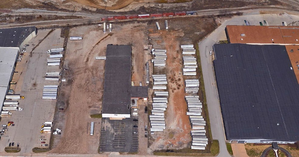 More Photos Of 125-127 Byassee Dr, Hazelwood Warehouse For Lease