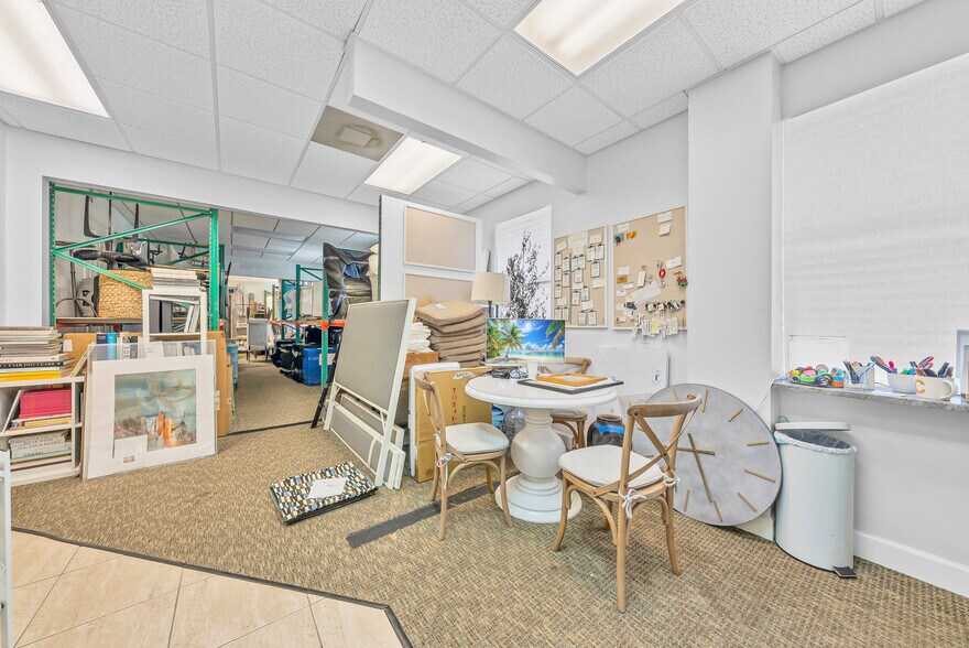 More Photos Of 5780 Taylor Rd, Naples Showroom For Sale