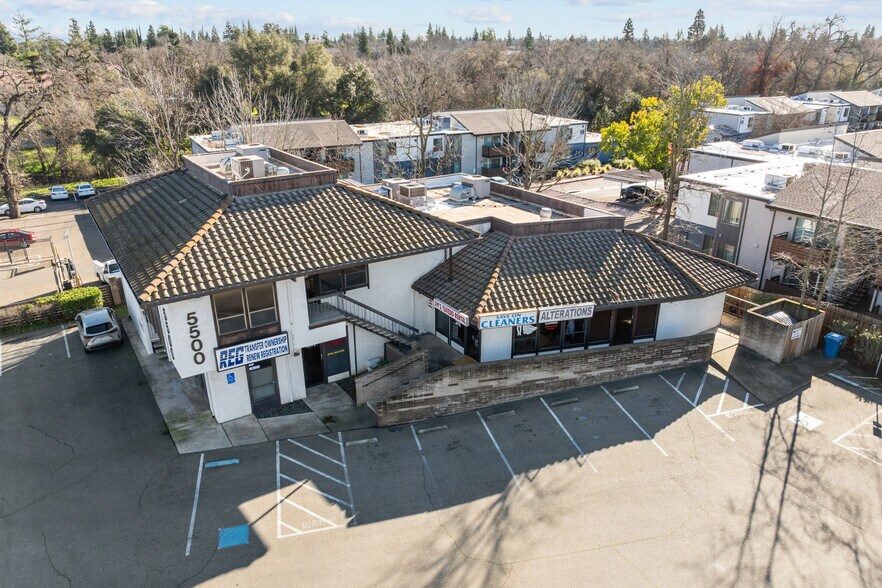 More Photos Of 5500 Madison Ave, Sacramento Office For Lease