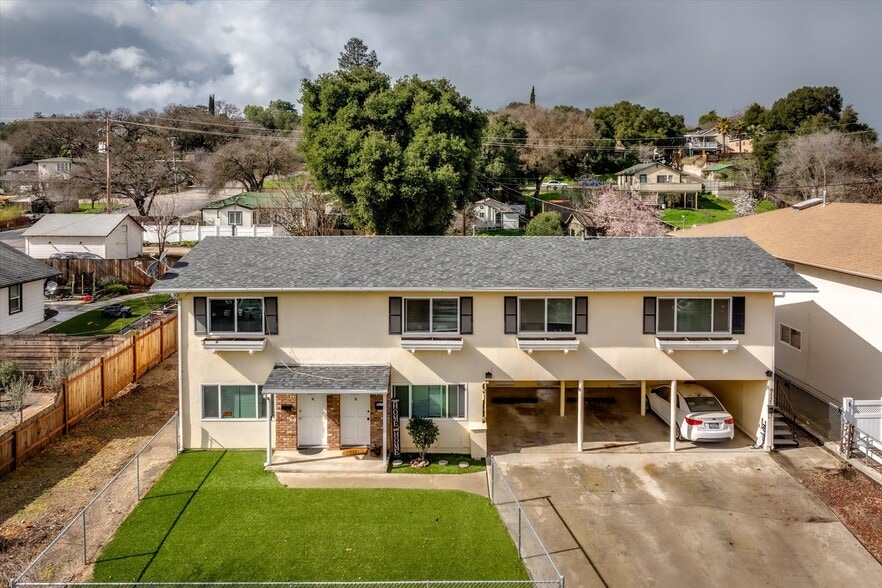 Primary Photo Of 2219 Oak St, Paso Robles Multifamily For Sale