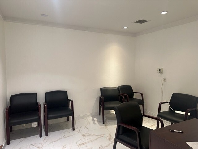 More Photos Of 11600 Wilshire Blvd, Los Angeles Medical For Lease