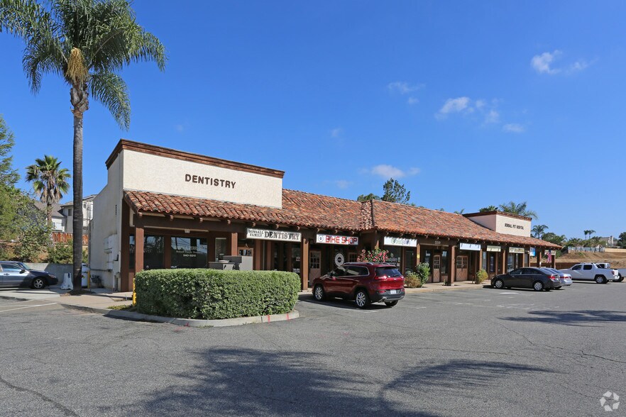 More Photos Of 5517-5527 Mission Rd, Bonsall Unknown For Lease