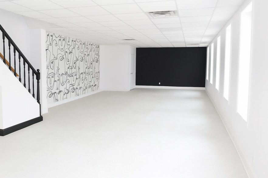 More Photos Of 2270 Nostrand Ave, Brooklyn Storefront Retail Office For Lease