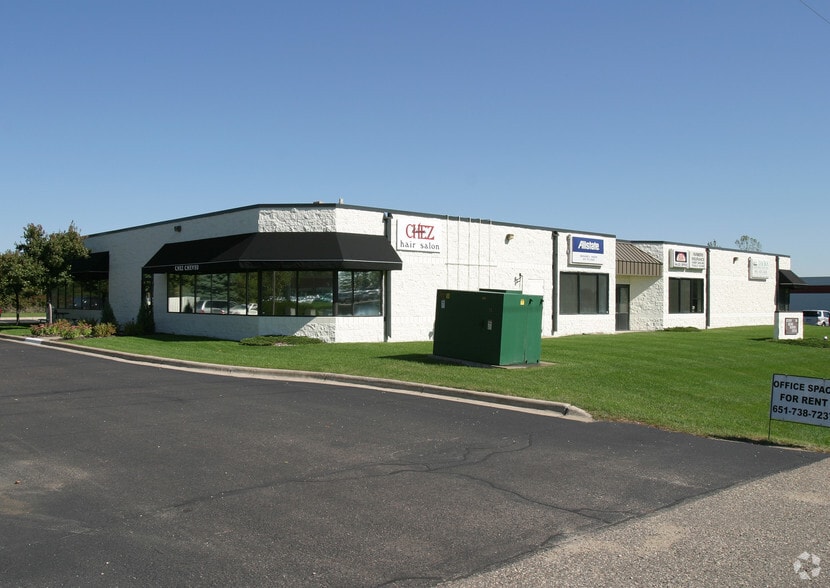 More Photos Of 7876 Hudson Rd, Woodbury Office For Lease