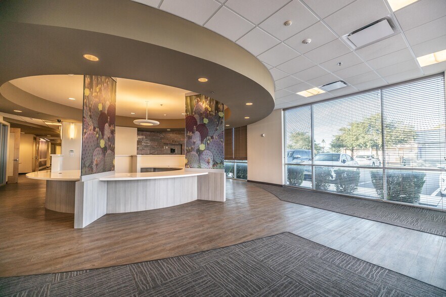More Photos Of 736 N McQueen Rd, Gilbert Health Club For Lease