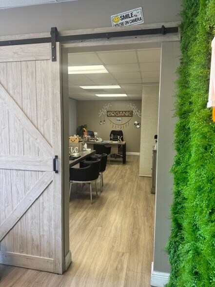 More Photos Of 12601 NW 115th Ave, Medley Warehouse For Lease