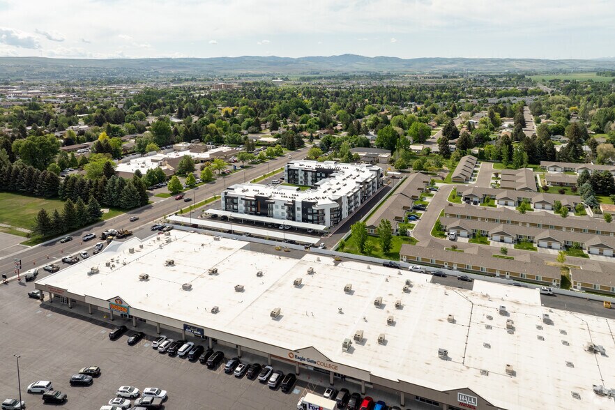 More Photos Of 1915 S Woodruff Ave, Idaho Falls Multifamily For Sale