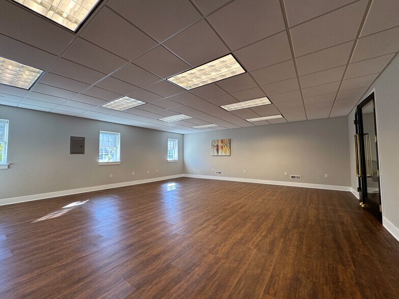 More Photos Of 824 Philadelphia Pike, Wilmington Office For Sale