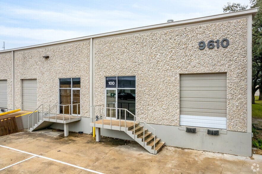 More Photos Of 9610 Neils Thompson Dr, Austin Warehouse For Lease