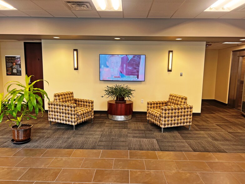 More Photos Of 1001 W Idaho St, Boise Office For Sale