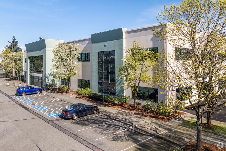 More Photos Of 2811 S 102nd St, Tukwila Office For Lease