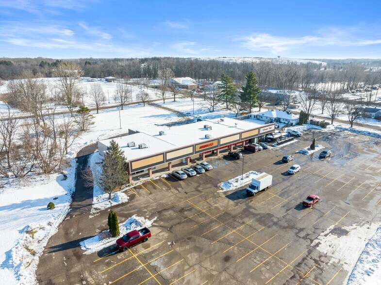 More Photos Of 16209-16235 S US 27, Lansing Unknown For Lease