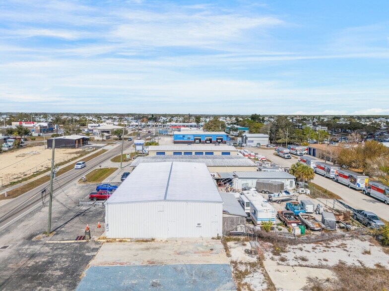 More Photos Of 6478 San Casa Dr, Englewood Warehouse For Lease