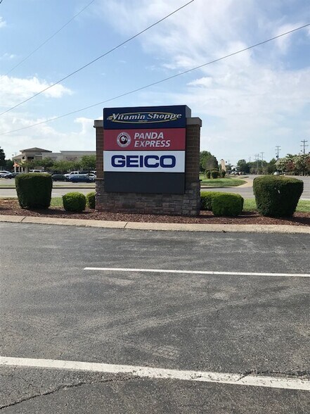 More Photos Of 510 N Thompson Ln, Murfreesboro Freestanding For Lease