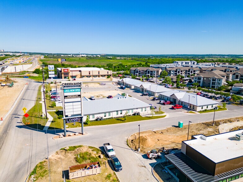 More Photos Of 7323 N Loop 1604 E, San Antonio Office For Sale